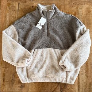 Zara Gray and Cream Fleece Jacket